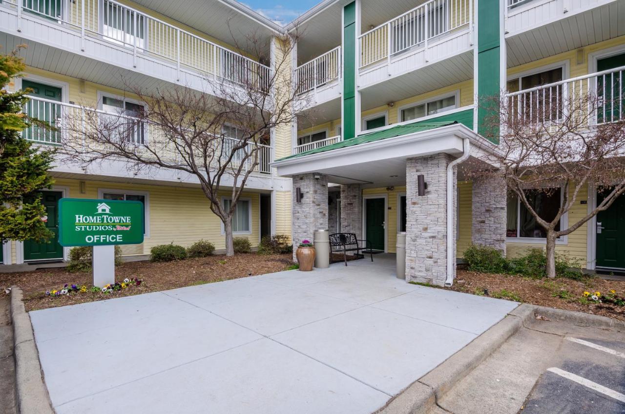 Hometowne Studios By Red Roof Winston-Salem - University Pkwy Eksteriør billede